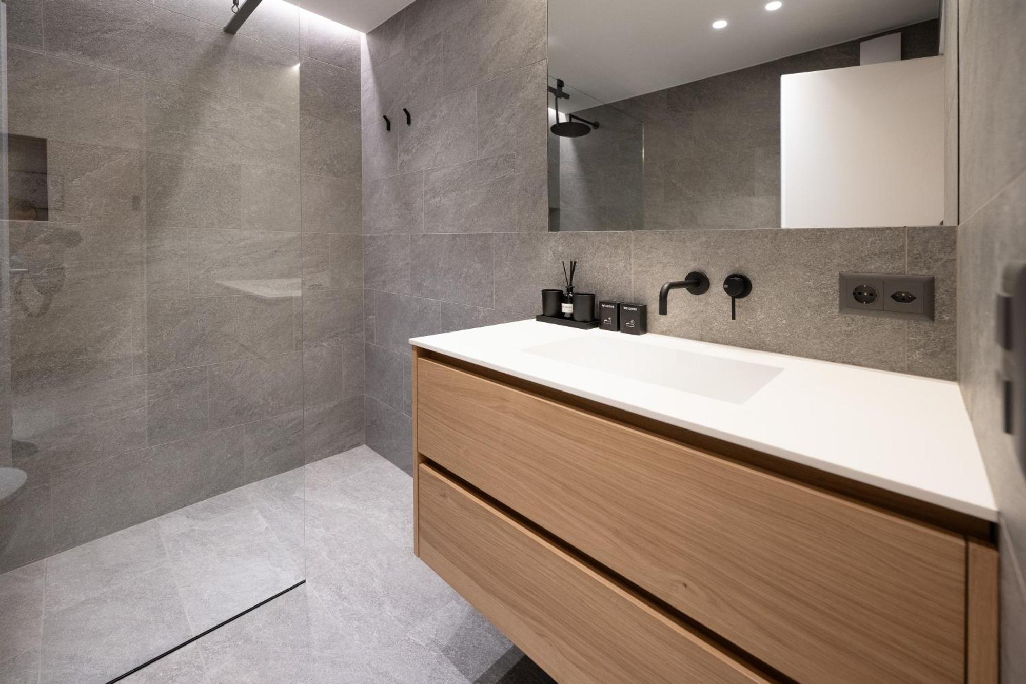 Apartment 27 - *